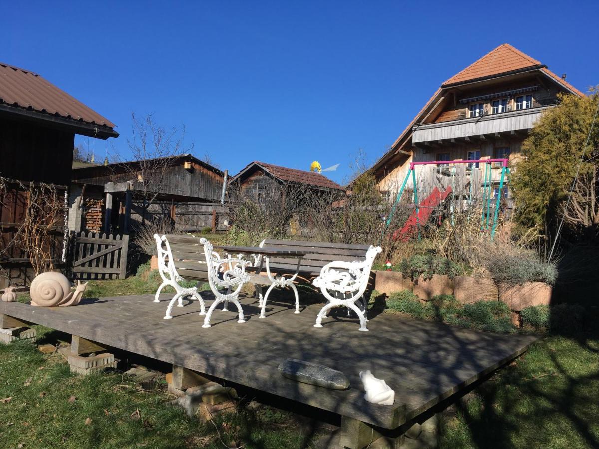 3,5 Zimmerferienwohnung Schwalbenaescht Rueeggisberg Exteriér fotografie